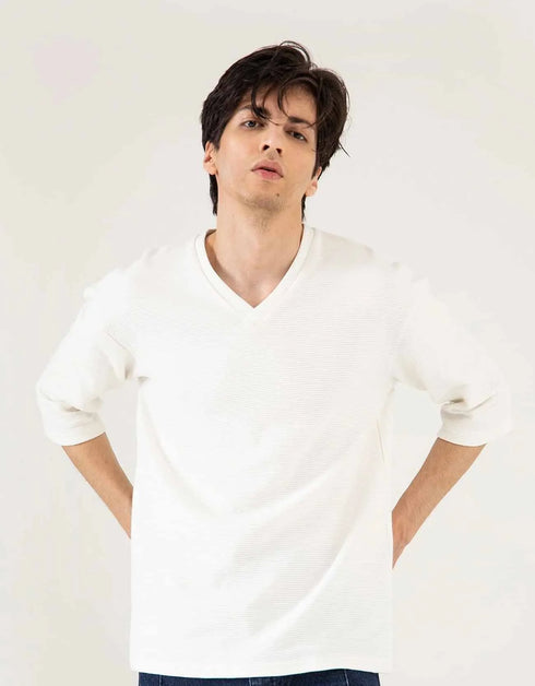 TEXTURED V NECK T-SHIRT